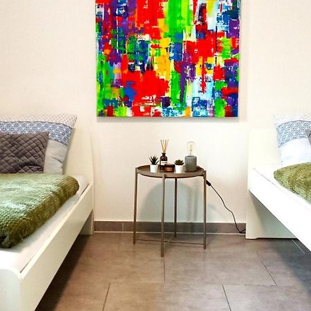 Topflat Mit Kueche I Gratis Parkplatz I Drei Schlafzimmer I Zentrumnah Дортмунд Екстериор снимка